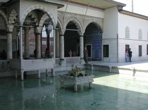 TR-Istan-09.jpg (361238 bytes)